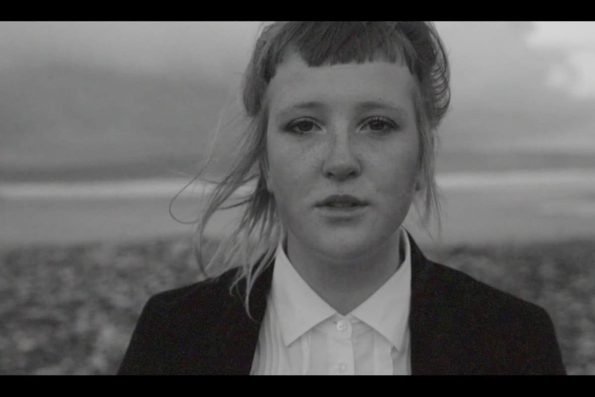 SONG PICK: Lost Horizons ft. KookieLou - Heart Of A Hummingbird (Video)