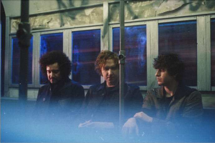 The Kooks - Cold Heart [Video]