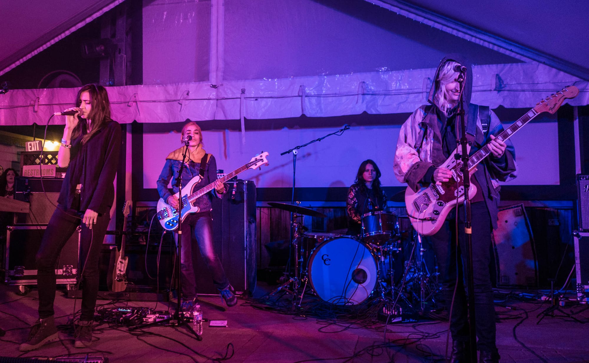 SXSW Day 2 roundup: Warpaint, No, Nothing More and More