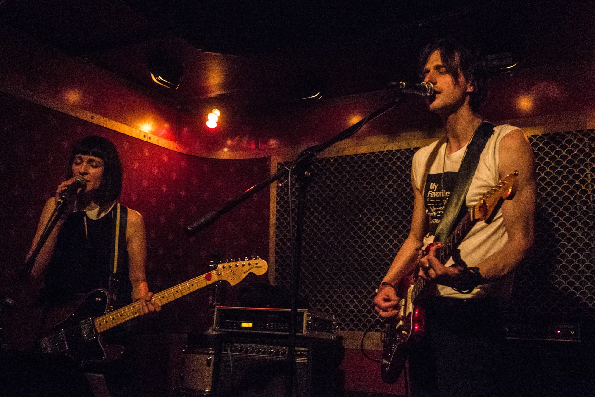 [PHOTOS] Dead Leaf Echo Enchant with an Ambient Set at Pete's Candy Store (Northside 2016)