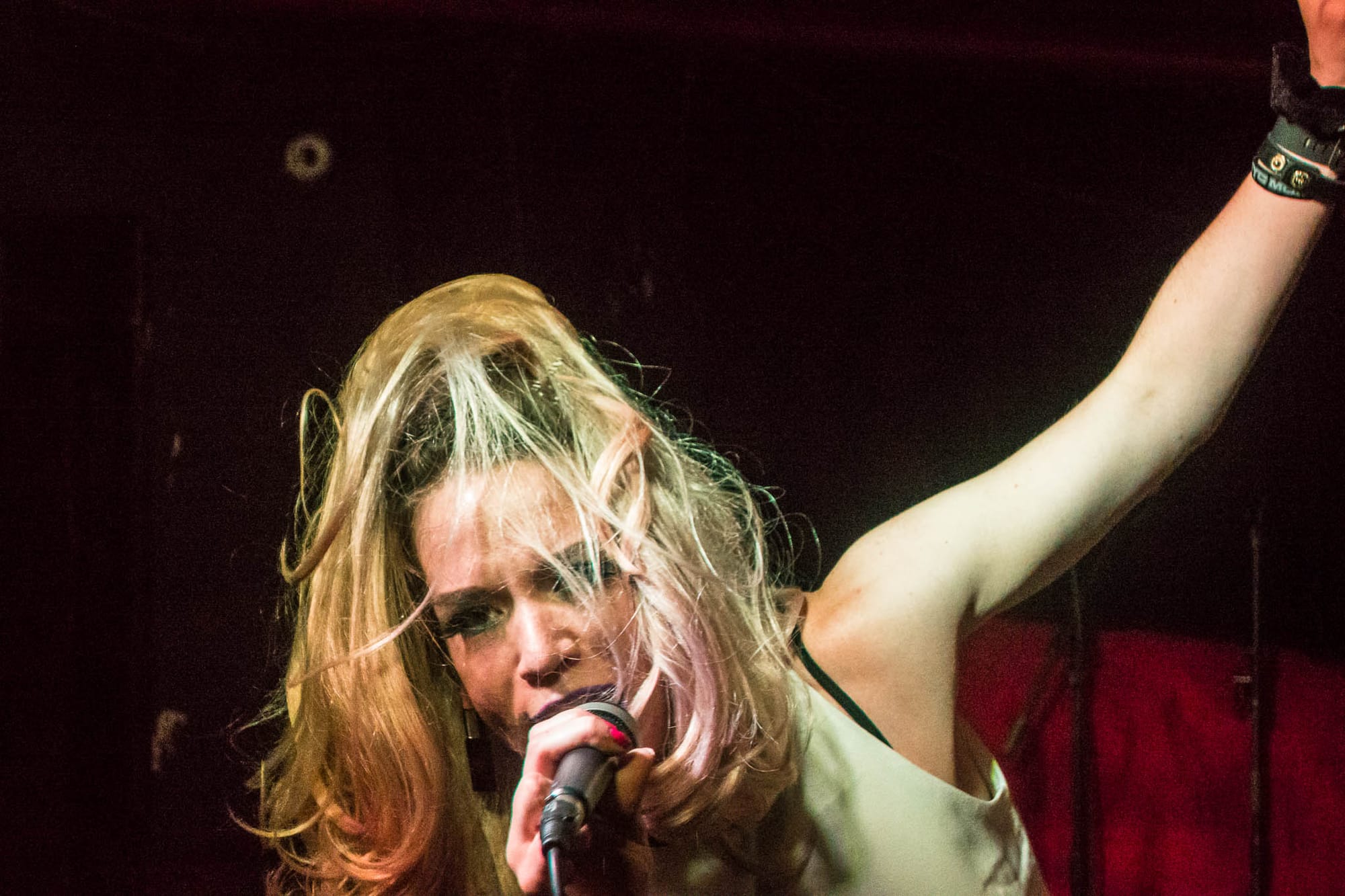 PHOTOS: Elle Exxe dazzles at The Delancey (Mondo.NYC)