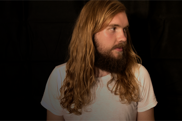 SONG PREMIERE: Philip Whitehead - I'm Gone